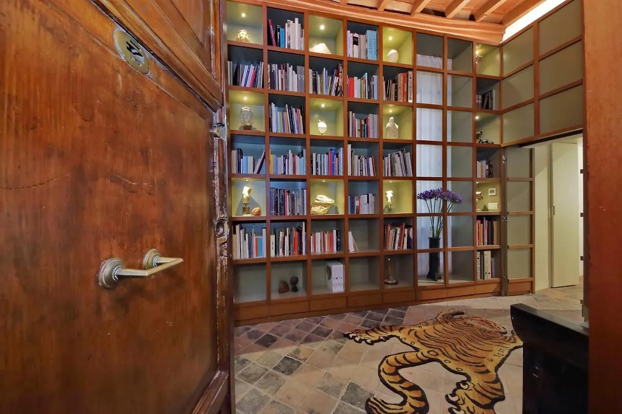 The Eclectic Home Of Collector - Navona Square Rome 0*,  Italy